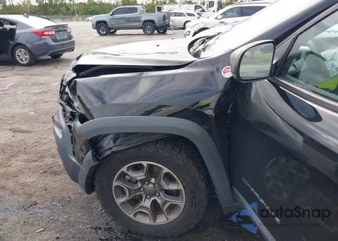 2020 Jeep Cherokee Trailhawk 4X4 z USA, uszkodzony, nr VIN 1C4PJMBX8LD609489